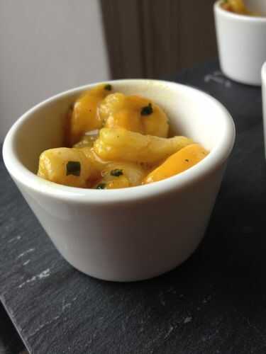 Verrines apéritives mangues/crevettes/curry