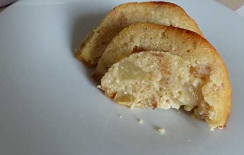 Gâteau au pain rassis et poires