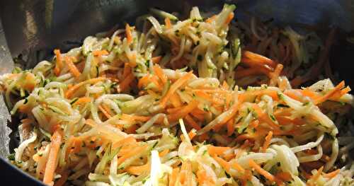 Salade de courgettes et carottes à la vinaigrette sauce soja