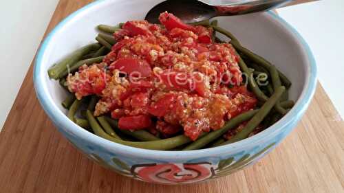 Salade de haricots verts extra-fins et tomates gratinées