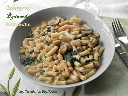 "One pot pasta" ou pâtes aux champignons, épinards et haricots blancs, sans gluten et sans lactose