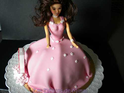 Gâteau Princesse Valina (gâteau Barbie, pâte à sucre)