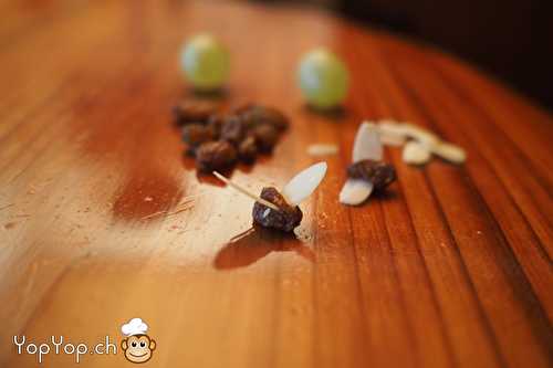 Amuse-gueule pour Halloween: les mouches en raisins secs