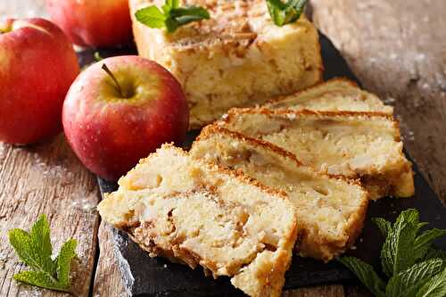 Gâteau aux pommes facile au thermomix - un cake pour votre goûter.