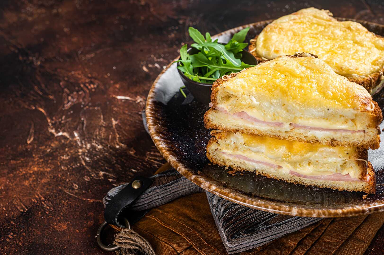 Croque-monsieur : histoire et recettes à succès