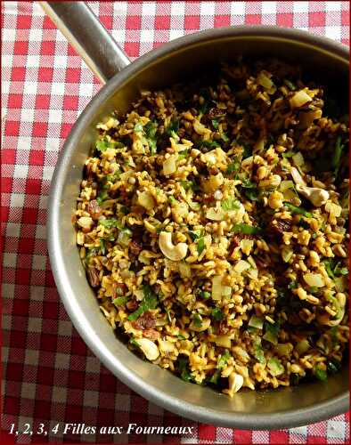 Poêlée de riz aux pois chiches et raisins secs