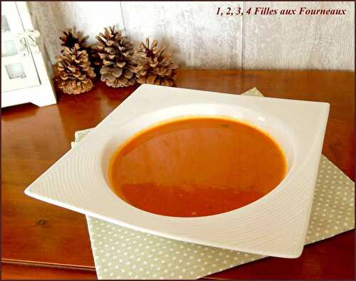 Soupe de tomates en boîte