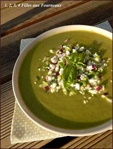 Soupe froide Courgette, Poivron, Basilic et Feta