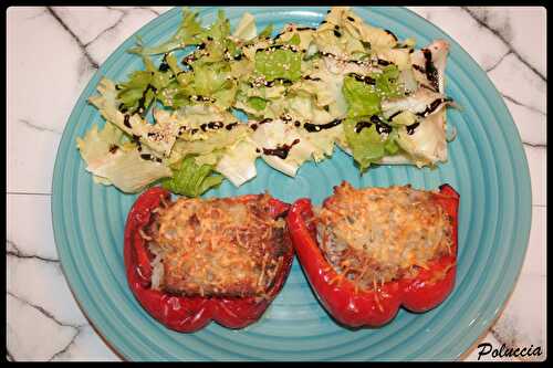 Poivrons rouges farcis au riz & à la viande