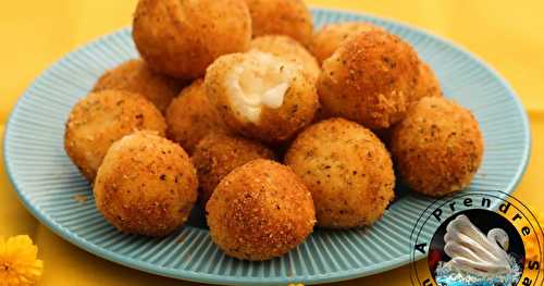 Boulettes de riz fourrées à la mozzarella