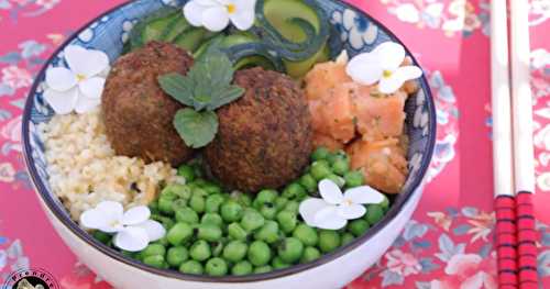 Buddha bowl boulgour légumes aux falafels