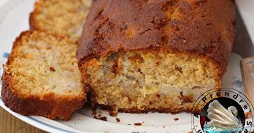 Cake au miel aux épices et à la banane