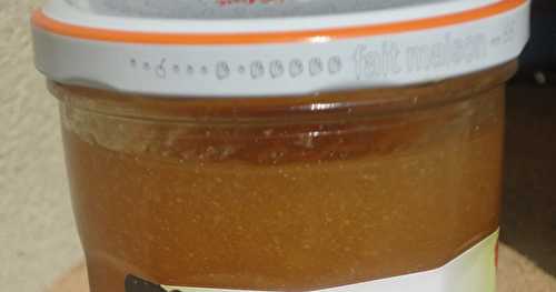 Confiture de nectarines brugnons au romarin