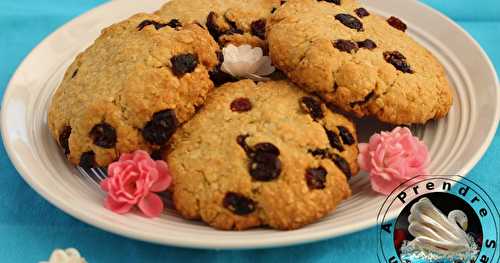 Cookies géants avoine, canneberges et raisins secs
