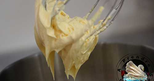 Crème mousseline au kirsch (pas à pas en photos)