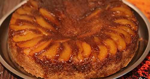Gâteau portugais aux poires caramélisées
