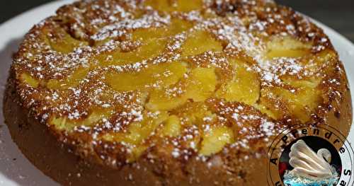 Gâteau portugais aux pommes caramélisées