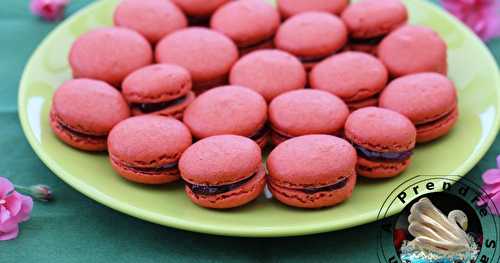 Macarons aux fraises