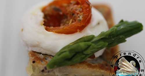 Minis blinis au pavot chèvre tomate