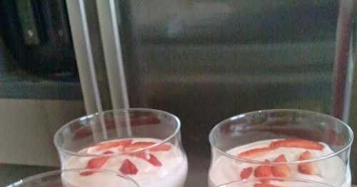 Mousse diététique à la fraise