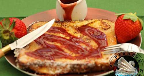 Pain perdu de pain de mie au coulis de fraises