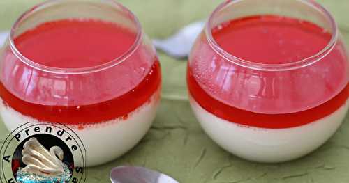 Panna cotta au coulis de fruits rouges