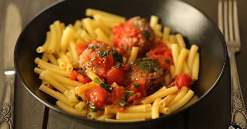 Pâtes aux boulettes de bœuf fait maison