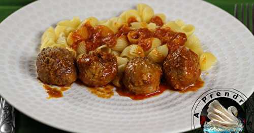 Pâtes rapides aux boulettes épicées