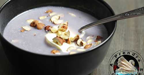 Potage vitelotte aux noisettes