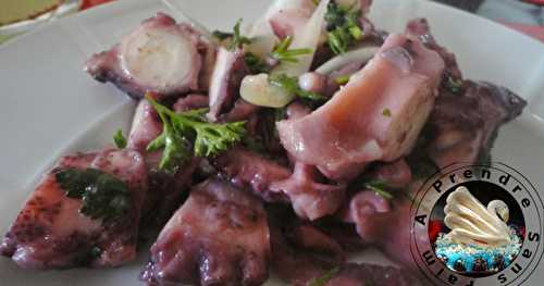 Salade portugaise de poulpe aux oignons (gagnante du 1er prix!)