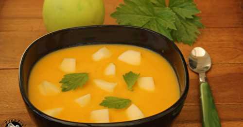 Soupe de carottes au céleri et pommes