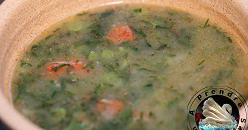 Soupe portugaise « Caldo verde » au chorizo