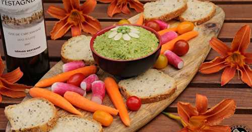 Tartinade de petits pois aux amandes