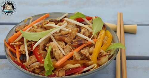 Salade vietnamienne au poulet