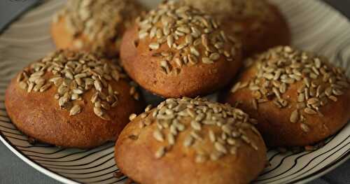 Buns de seigle au miel et graines de tournesol 