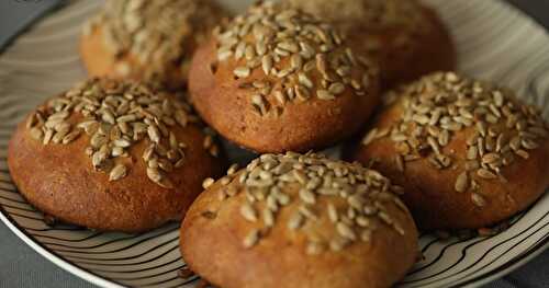 Buns de seigle au miel et graines de tournesol 