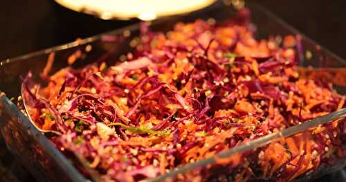 Coleslaw de chou rouge et graines de chanvre 