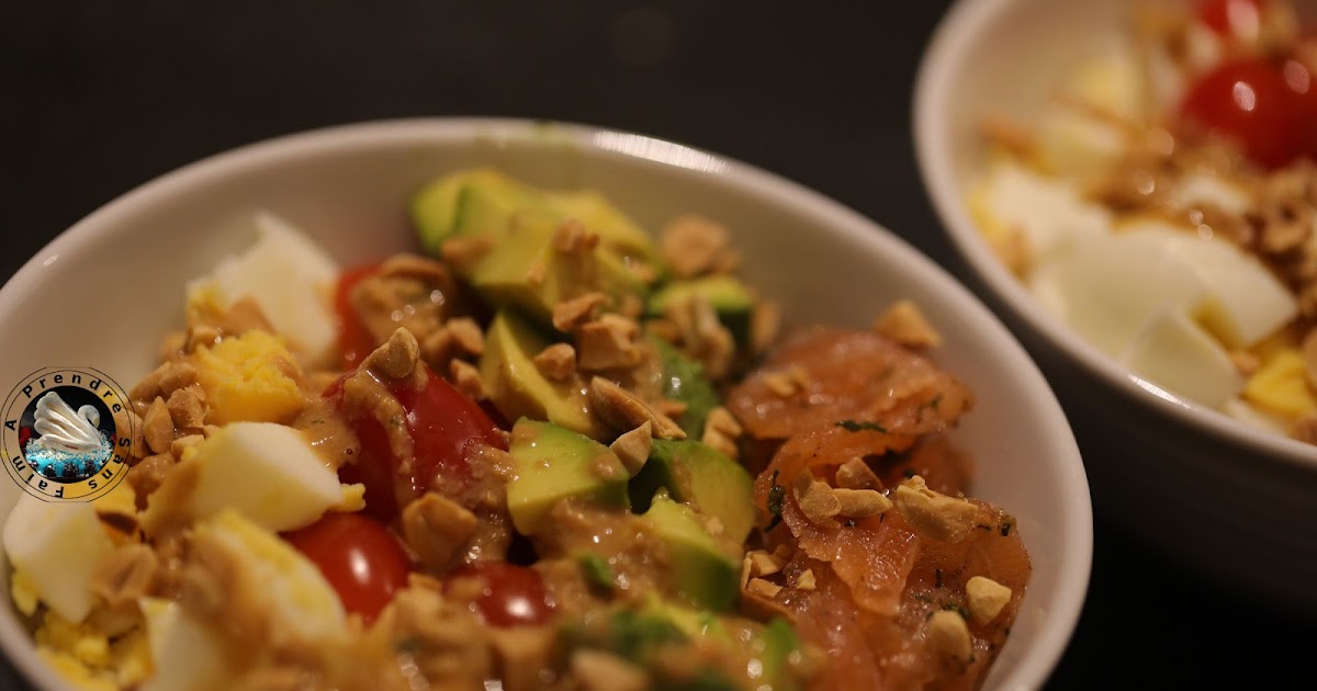 Buddha bowl riz saumon gravlax aux cacahuètes 