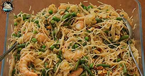Salade froide aux vermicelles de riz et crevettes 