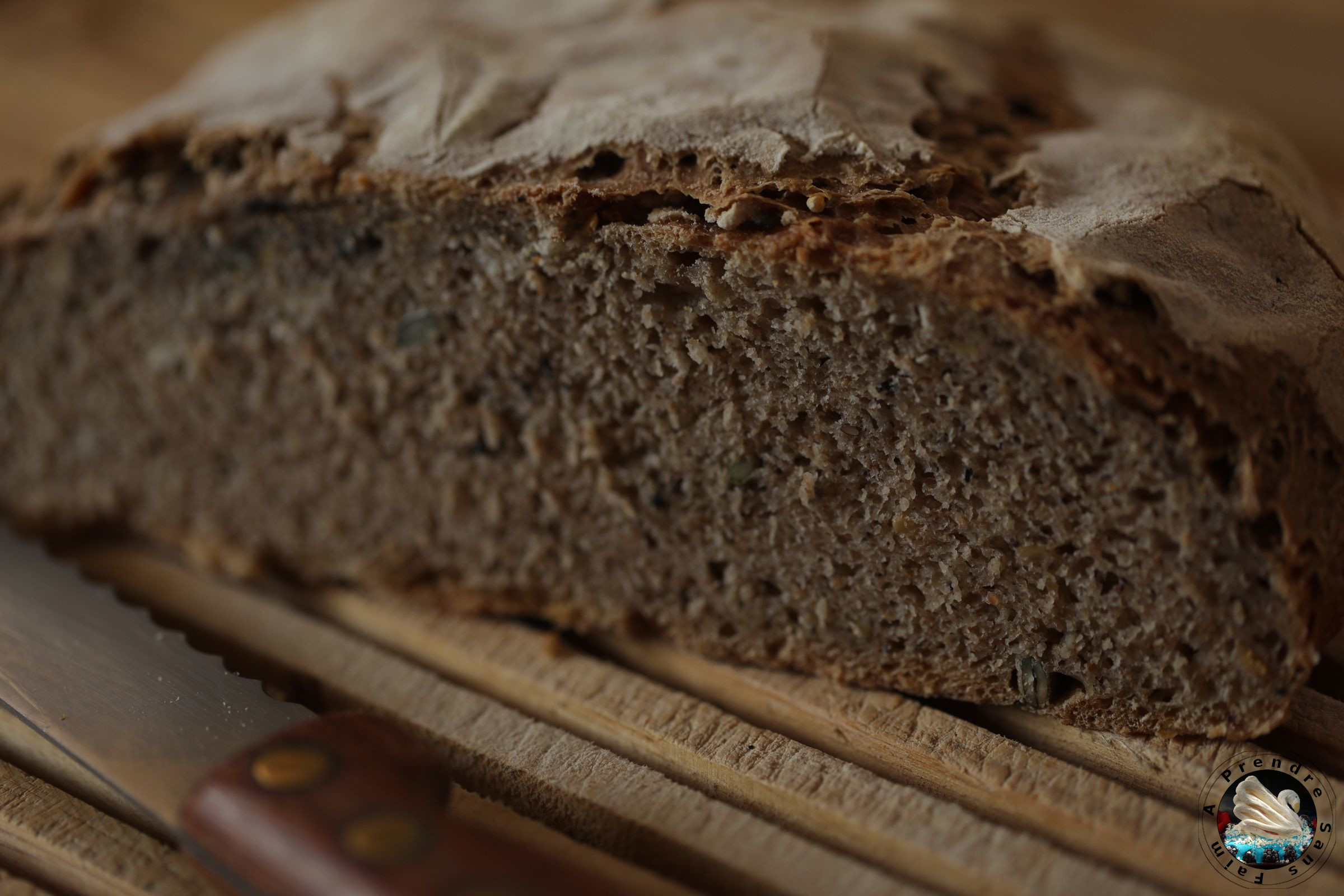 Pain au levain semi complet aux graines de courge 