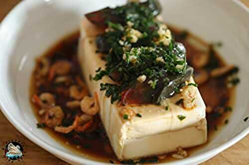 Tofu soyeux à l'œuf de cent ans 
