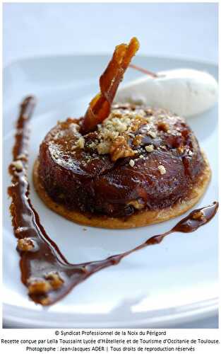 Tarte Tatin de Pommes et de Noix du Périgord