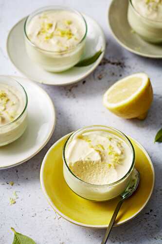 Mousse au citron jaune