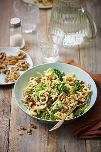 Spaghetti courts au chèvre, figues et brocoli