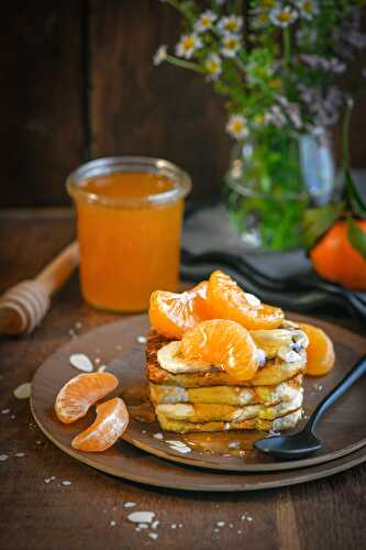 Fluffy pancakes banane, miel & clémentines