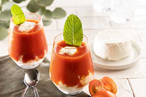 Gaspacho de tomates & quenelle au Chèvre Frais Petit Billy