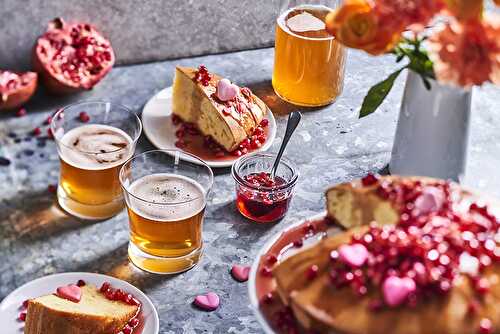 Gâteau à la grenade, accompagné d’un cidre sec et charpenté