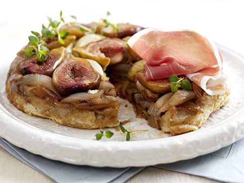 Tarte Tatin aux oignons caramélisés, figues et Jambon de Parme