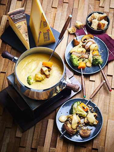 Fondue moitié-moitié et ses brochettes de légumes aux graines