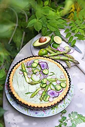 Tarte avocat, légumes de printemps